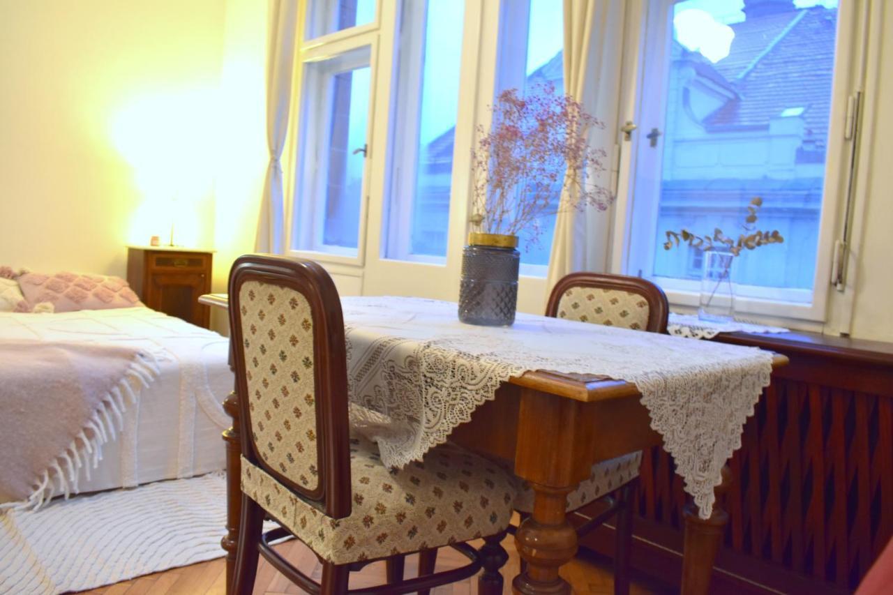 Old Town Residence - Konviktska براغ المظهر الخارجي الصورة